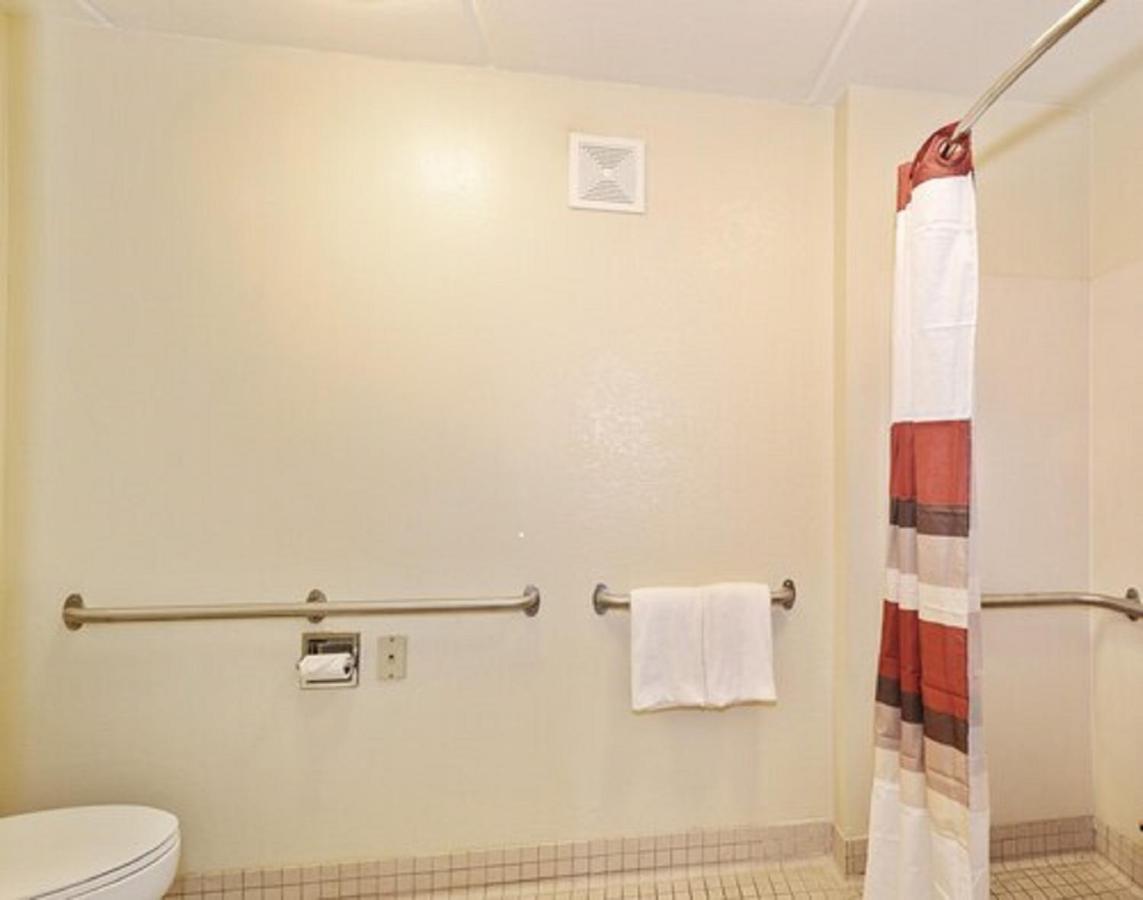 Red Roof Inn Akron Ngoại thất bức ảnh