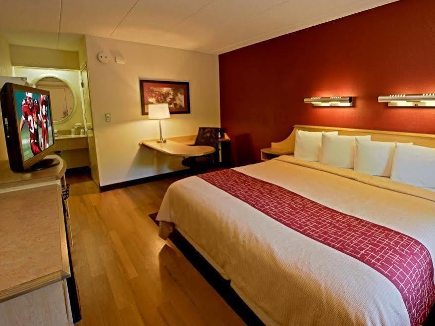 Red Roof Inn Akron Ngoại thất bức ảnh